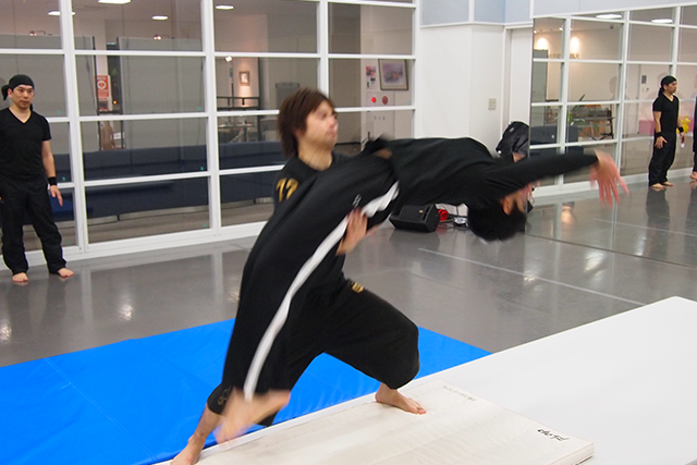 AOA.バク転、体操教室のメイン画像