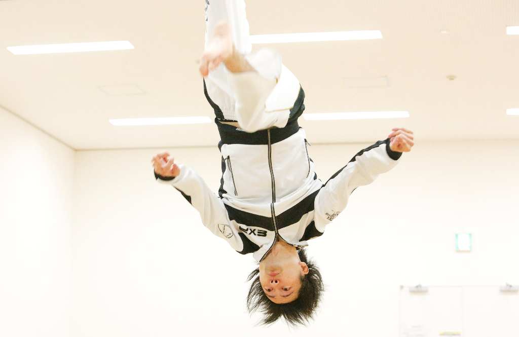 AOA.バク転、体操教室の講師紹介